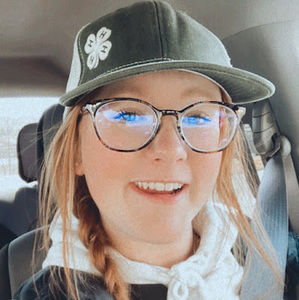 Meet your Posher, Kylee